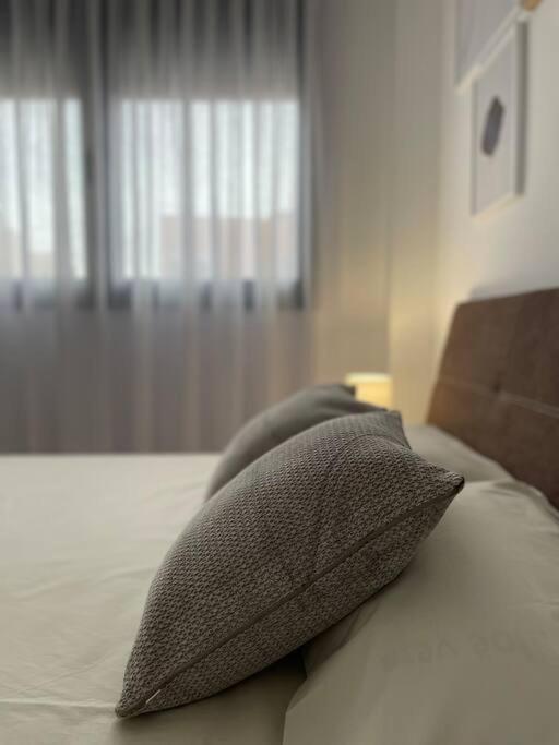 Estrenalo A Minutos De Bcn Apartment Sant Feliu de Llobregat Bagian luar foto