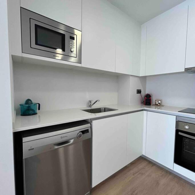 Estrenalo A Minutos De Bcn Apartment Sant Feliu de Llobregat Bagian luar foto