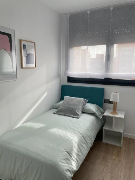 Estrenalo A Minutos De Bcn Apartment Sant Feliu de Llobregat Bagian luar foto
